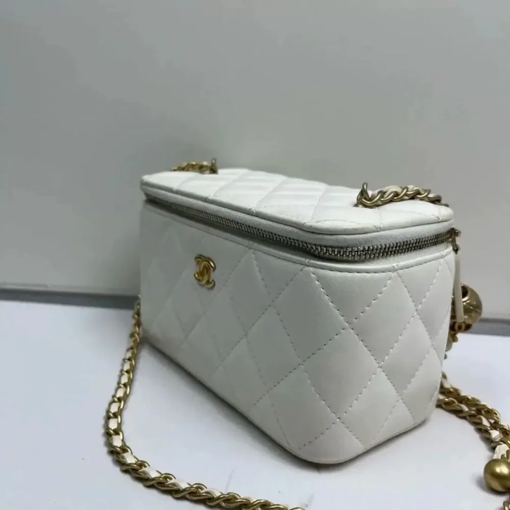 Chanel Women Pre-Loved Bag Very Good Condition